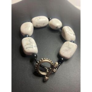 1681 White Howlite chunky nugget boho toggle bracelet  54grams